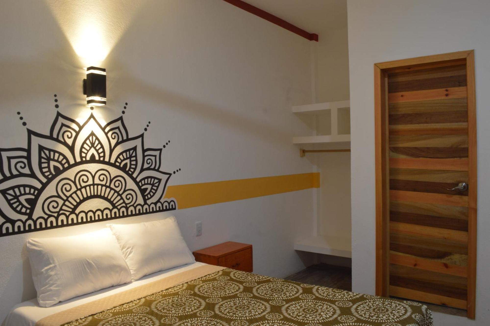 Hotel Axolotl ปูแอร์โตเอสกอนดิโด ภายนอก รูปภาพ