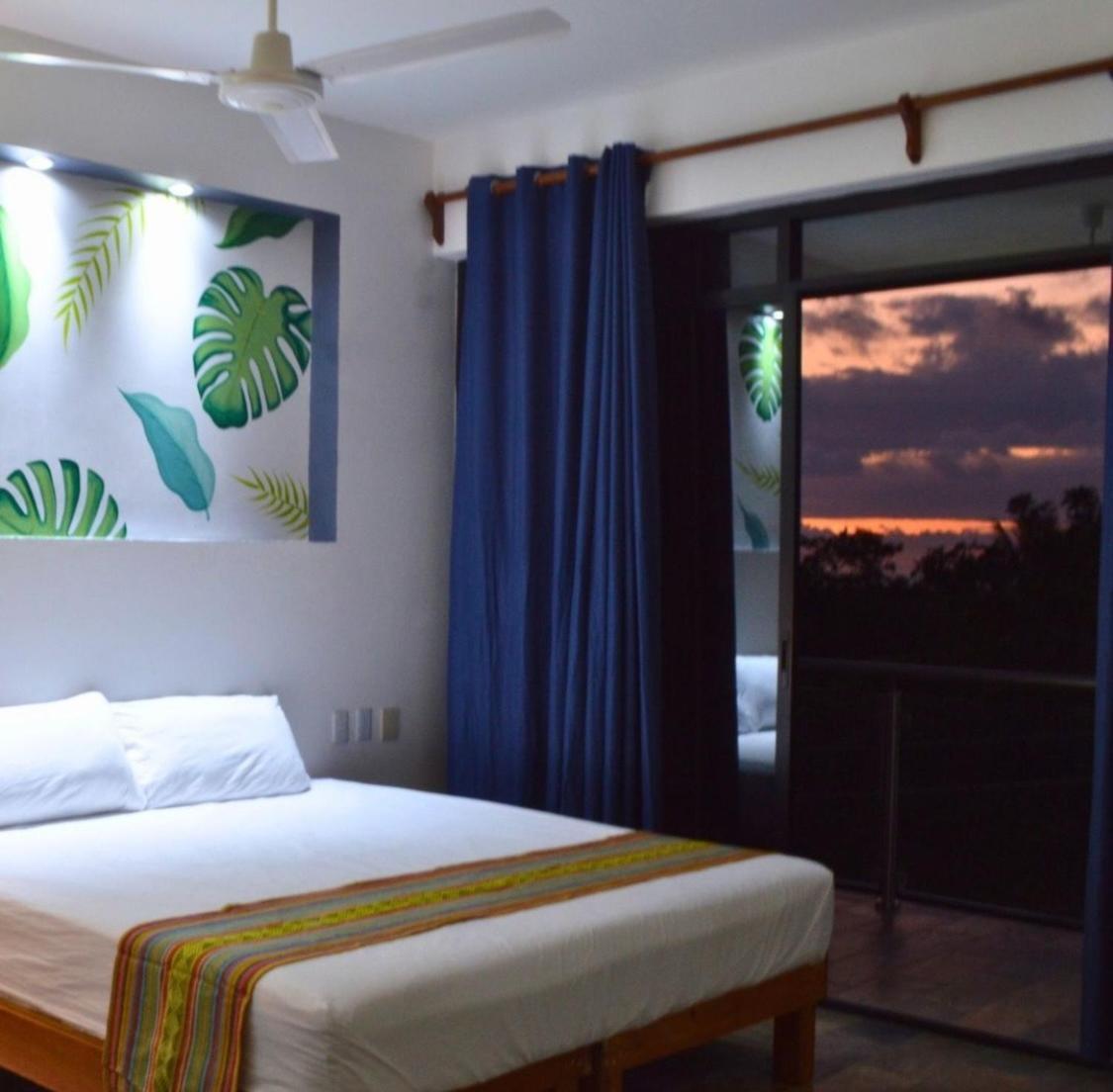 Hotel Axolotl ปูแอร์โตเอสกอนดิโด ภายนอก รูปภาพ